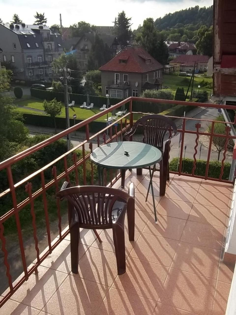 Bed and Breakfast Osrodek Wypoczynkowy Buenos Aires Кудова-Здруй Экстерьер фото